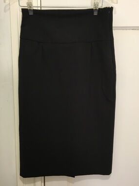 Kenar Black Skirt with Pockets